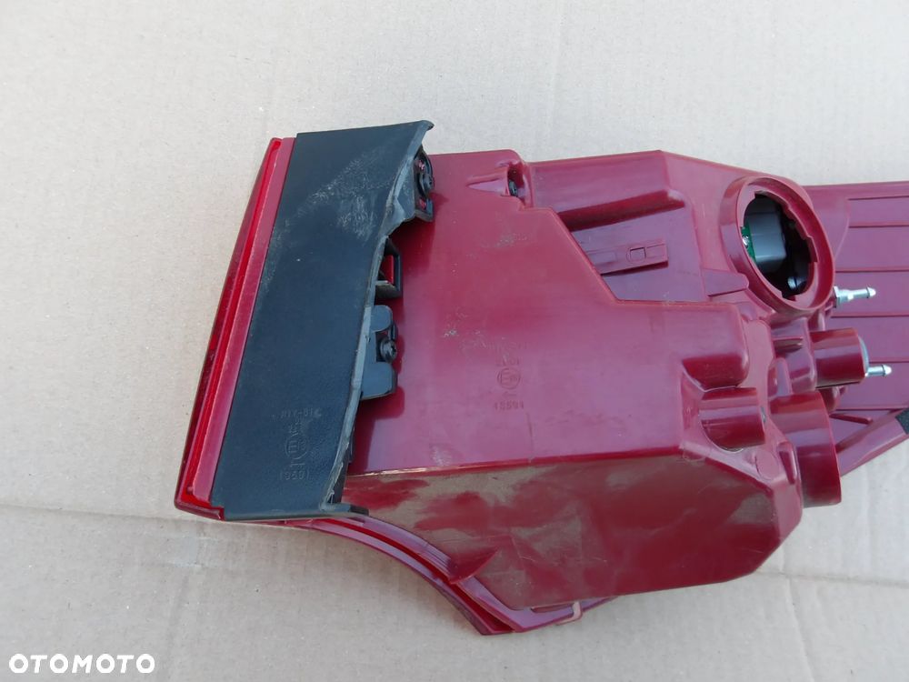 LAMPA LEWY TYL HYUNDAI SANTA FE III - 7