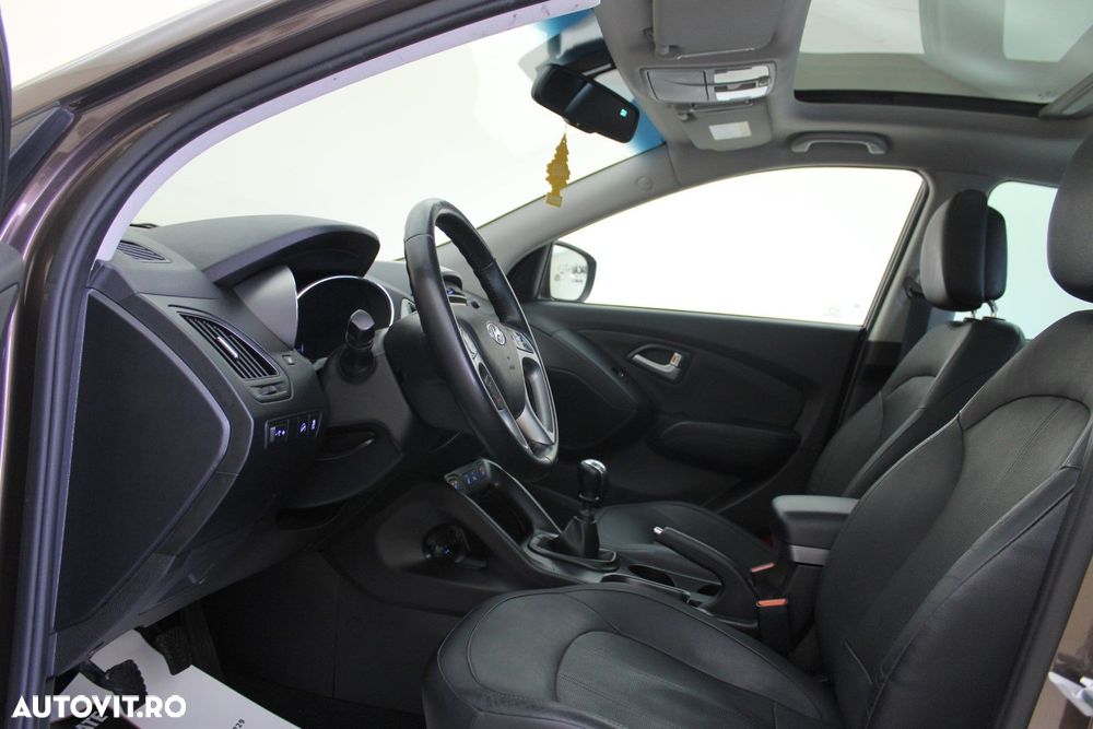 Hyundai ix35 - 12