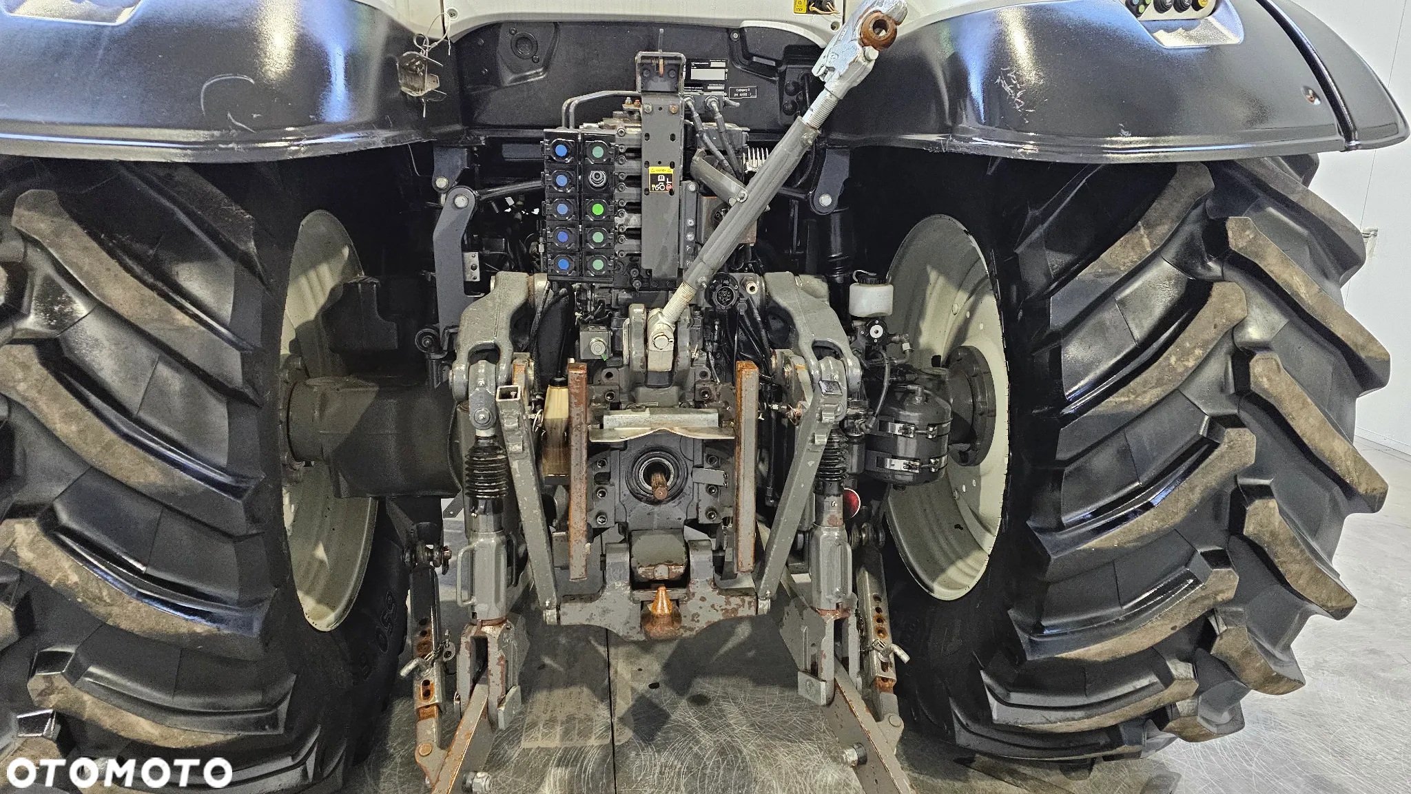 Valtra T 154 Active Biała Perła T174 Versu pod GPS N154 Versu - 9