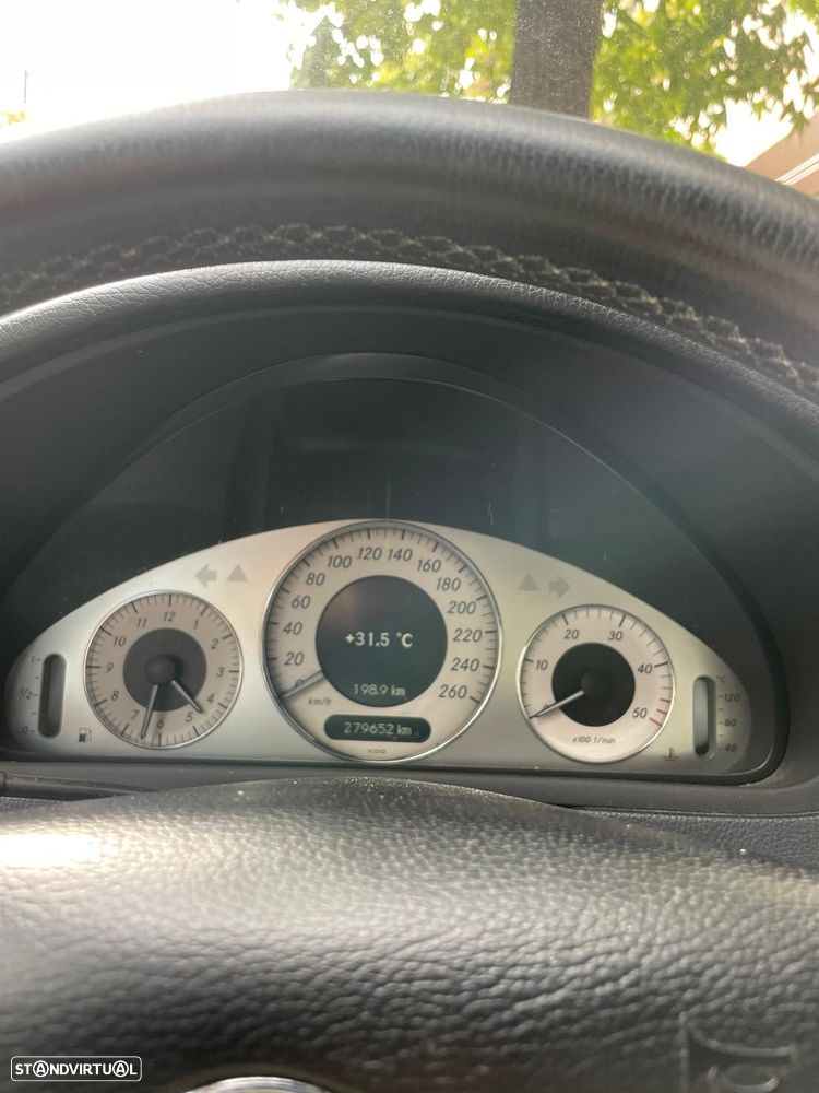 Mercedes-Benz CLK 220 CDI Avantgarde - 3