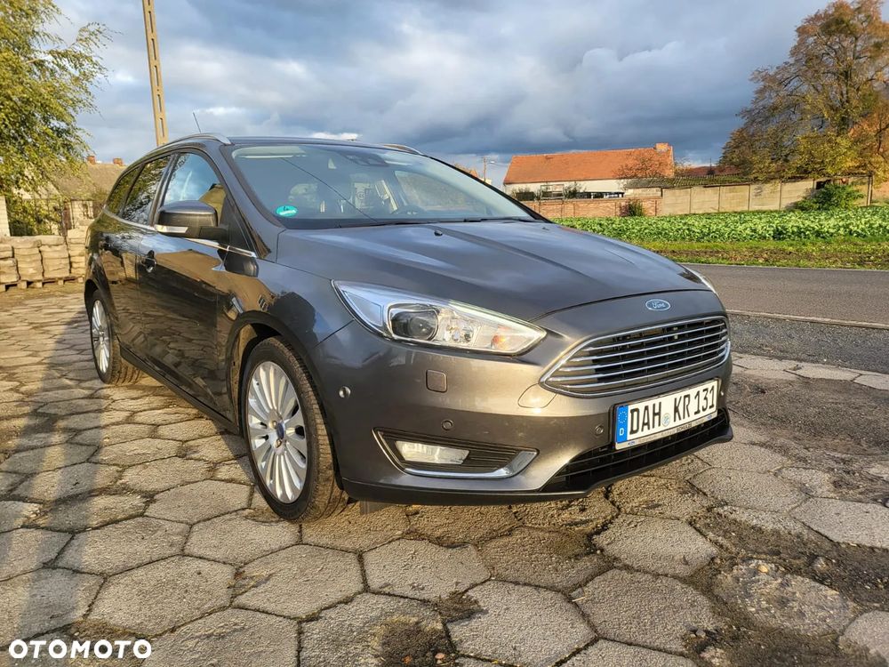 Ford Focus 1.0 EcoBoost STart-Stopp-System TITANIUM - 38