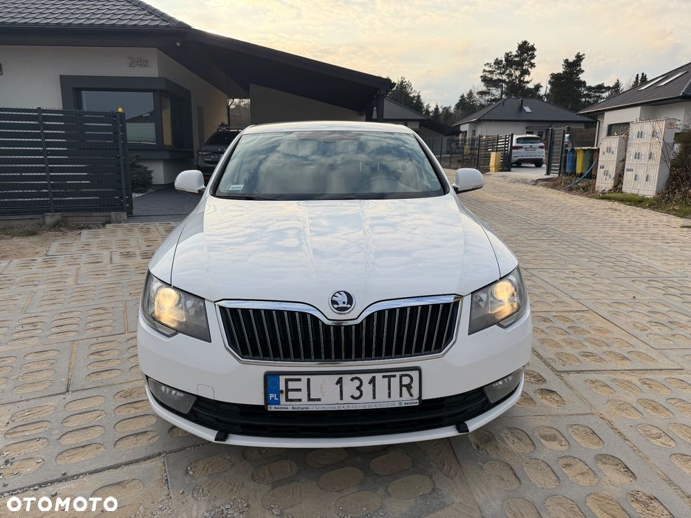 Skoda Superb 2.0 TDI Active - 3
