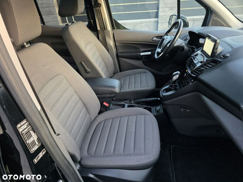 Ford Tourneo Connect Grand - 11