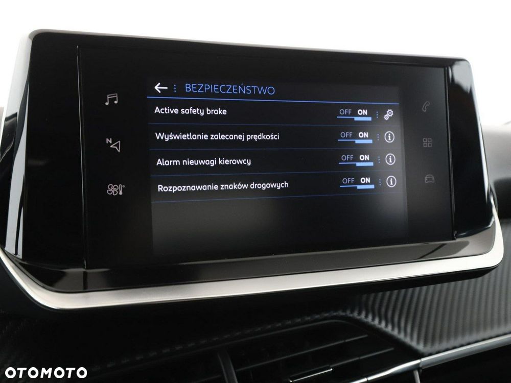 Peugeot 2008 Benzin 100 Allure - 27