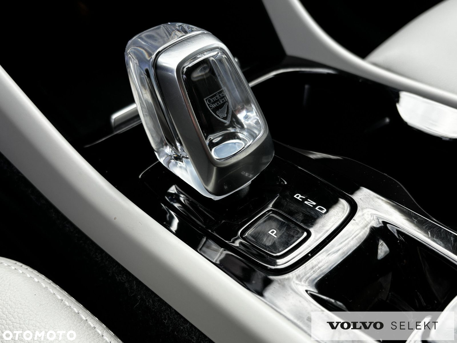 Volvo XC 40 - 18