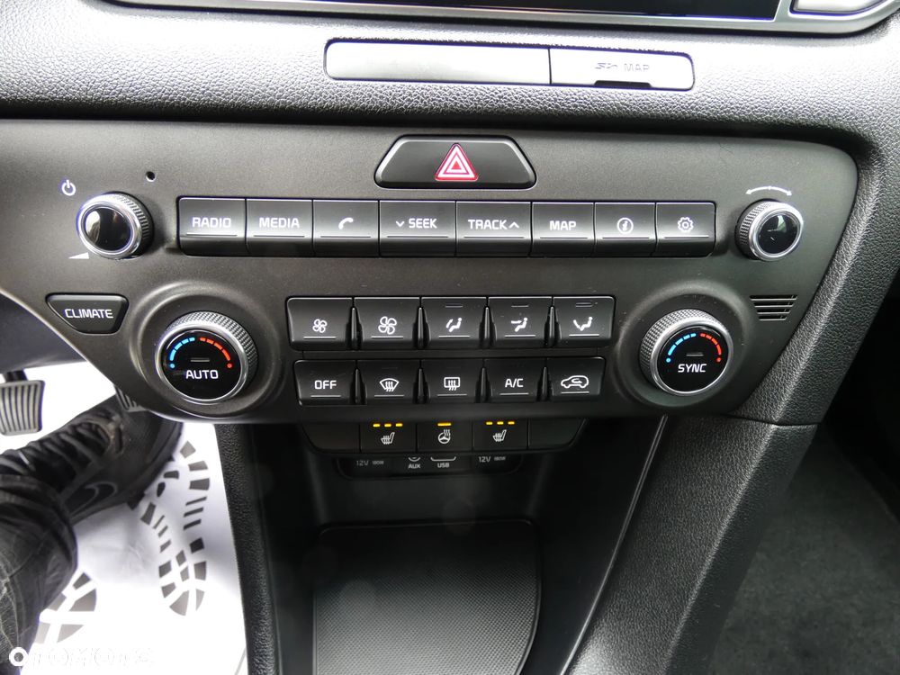 Kia Sportage 1.6 GDI Business Line 2WD - 24