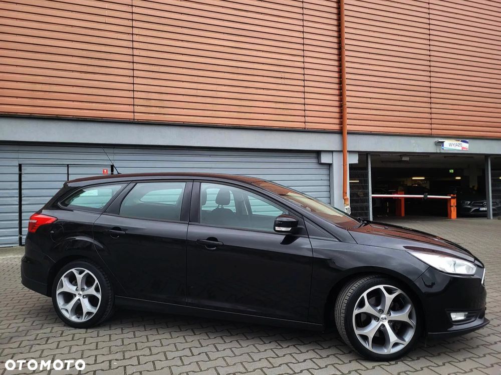 Ford Focus 2.0 EcoBlue Titanium - 16