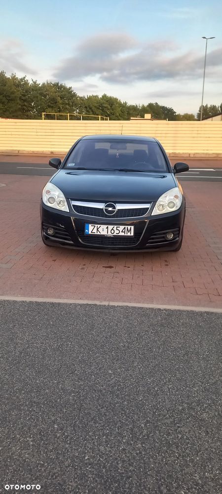 Opel Vectra 1.6 Essentia - 2