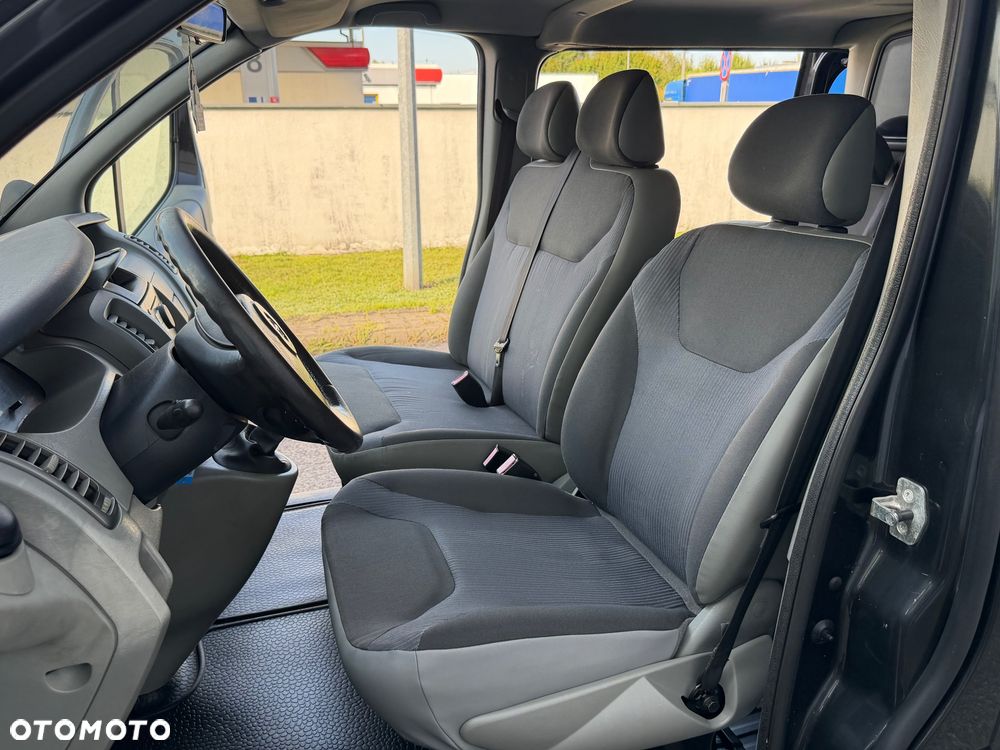 Opel Vivaro L2H1 2.9t - 20