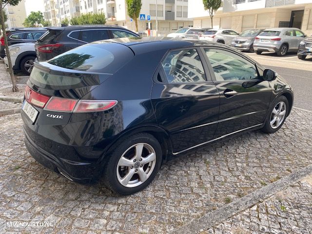 Honda Civic 1.4 i-VTEC Elegance - 9