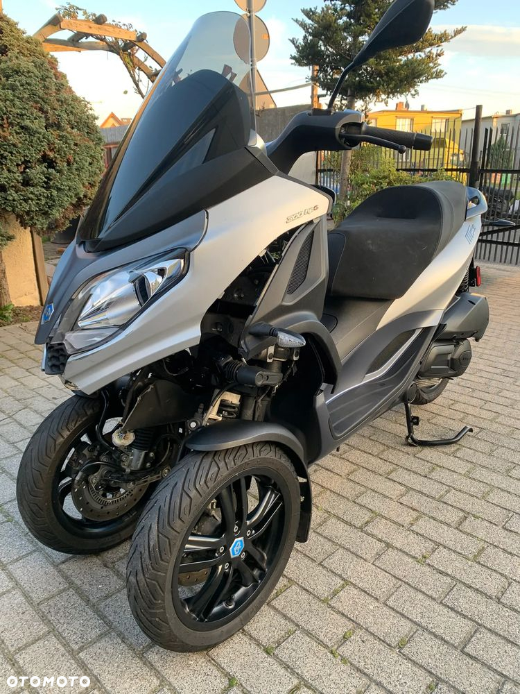 Piaggio MP-3 - 7