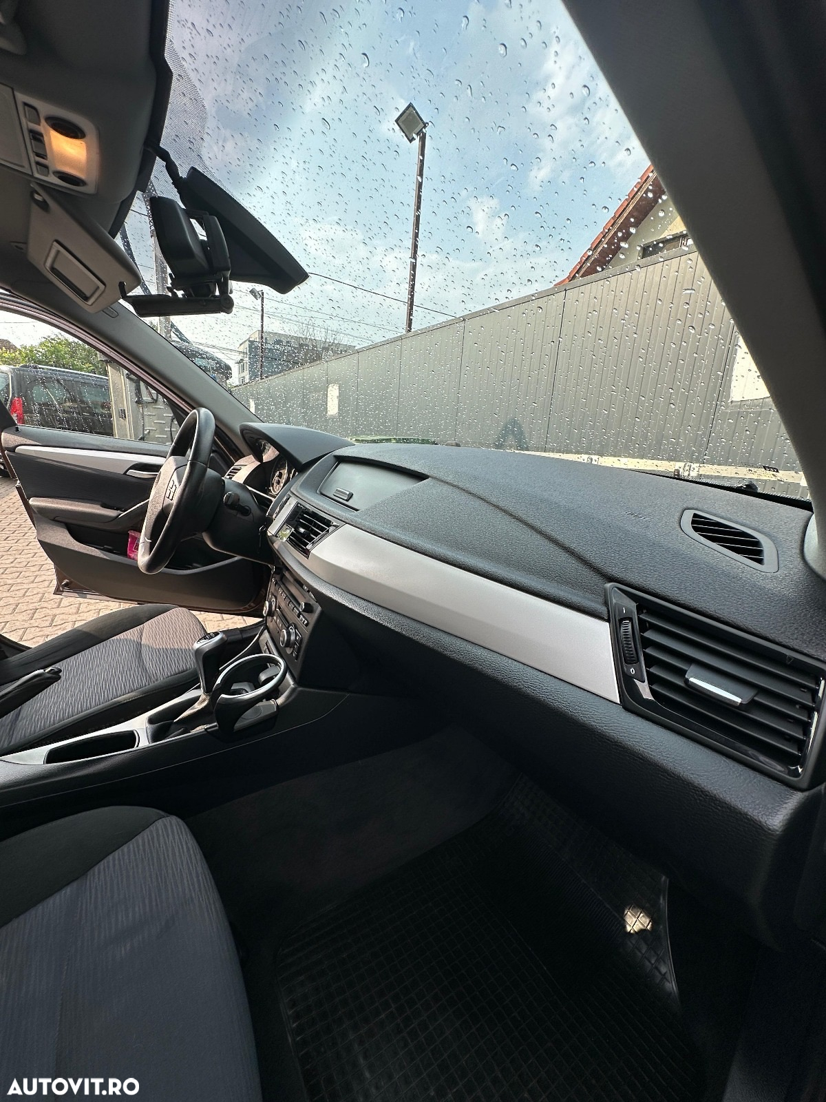 BMW X1 sDrive18d - 13