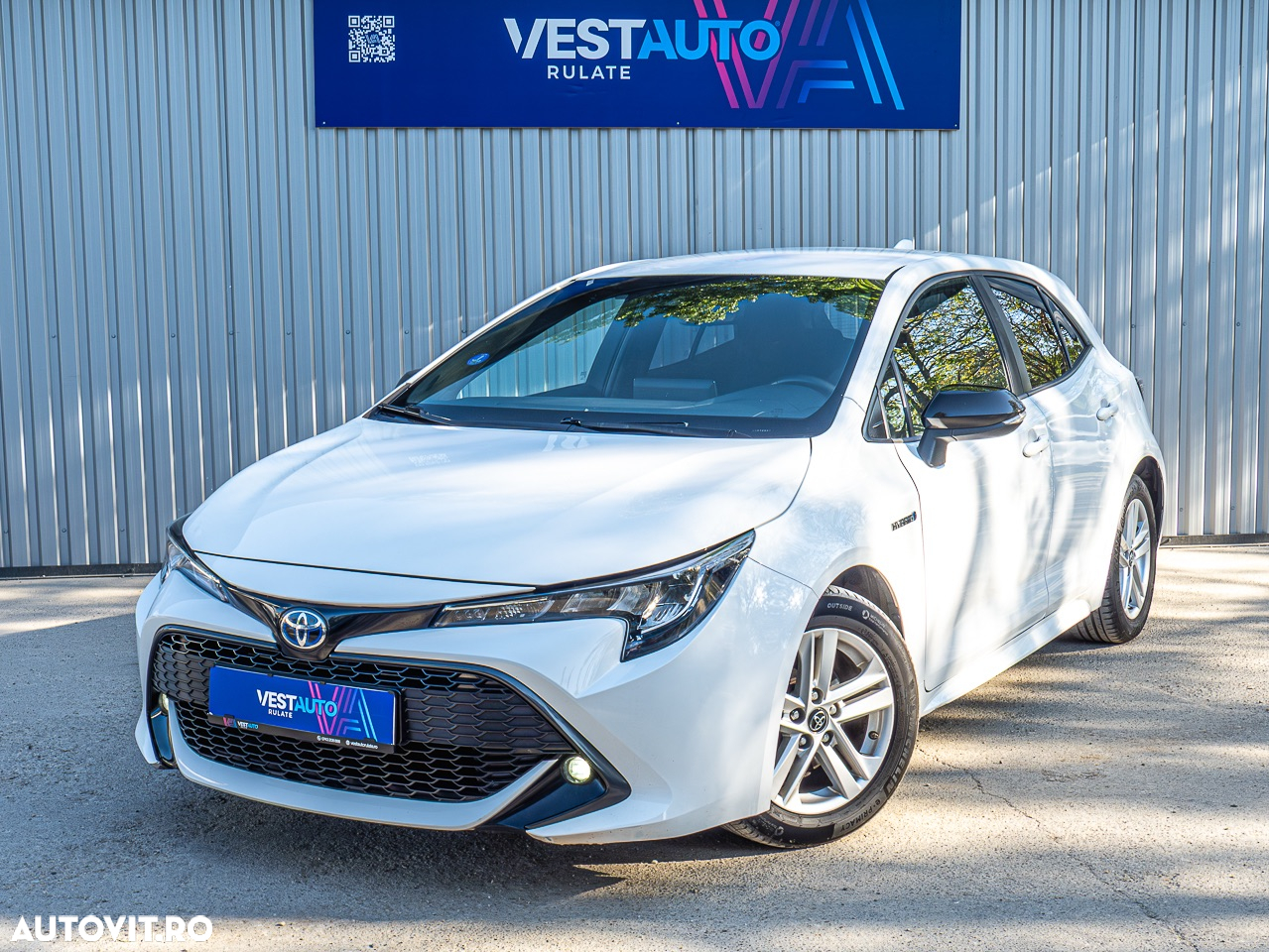Toyota Corolla 1.8 HSD Business - 2