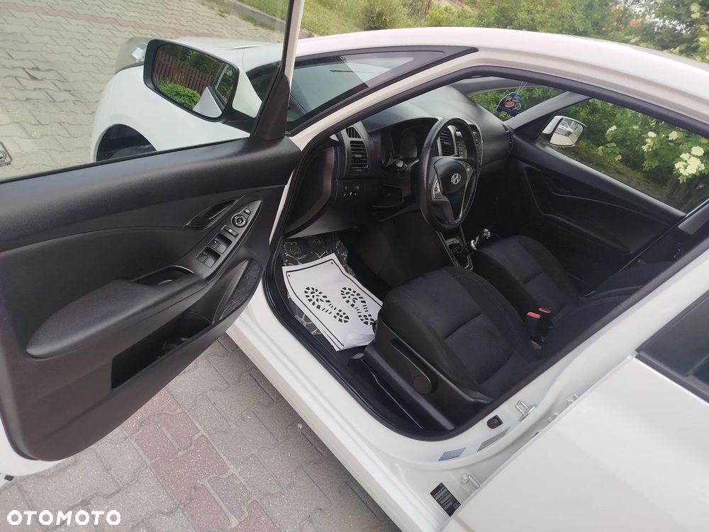 Hyundai ix20 1.4 blue YES Silver - 35