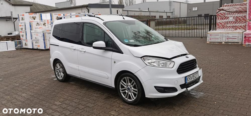 Ford Tourneo Courier 1.5 TDCi Titanium - 6