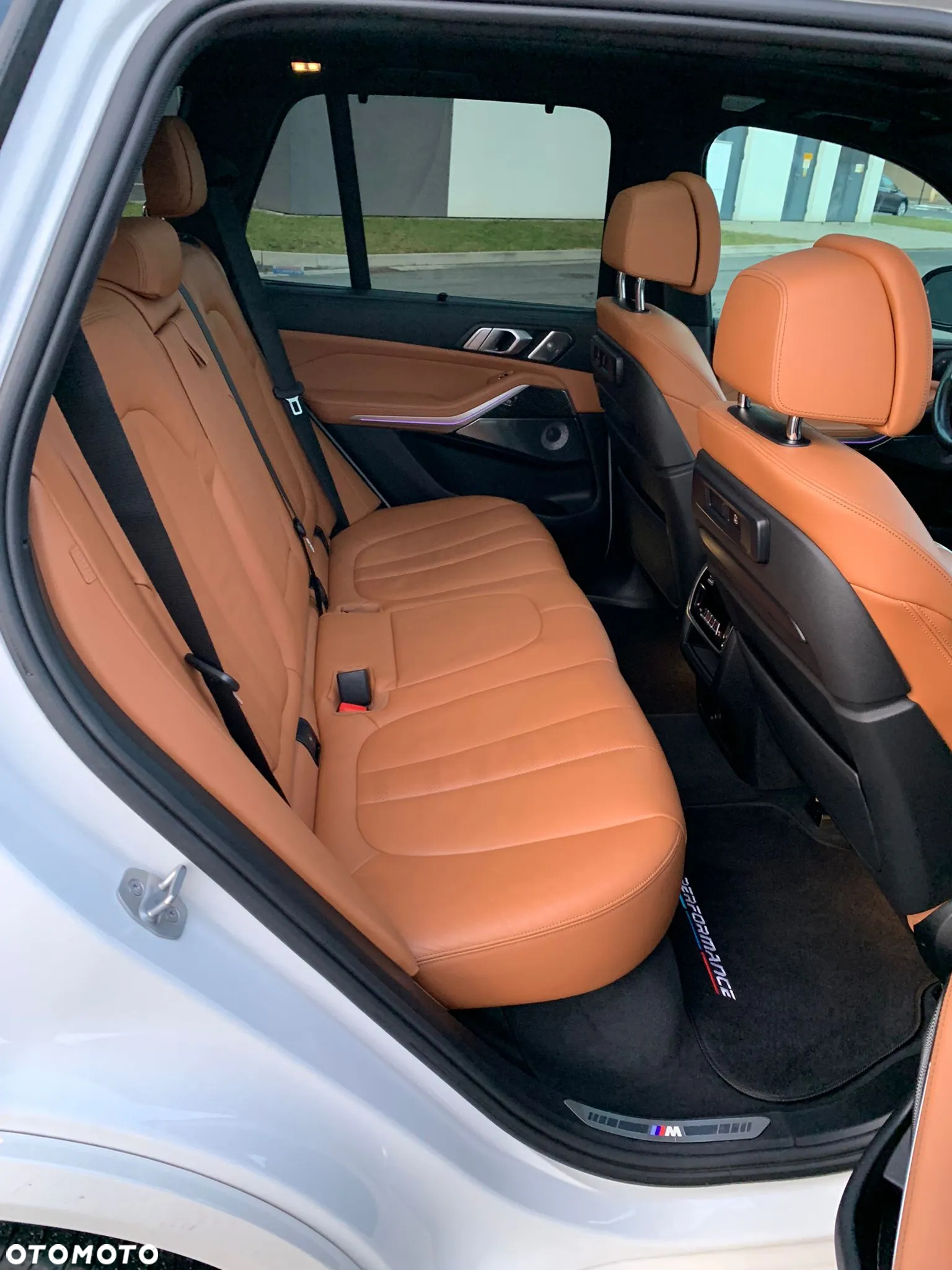 BMW X5 M M50i - 23
