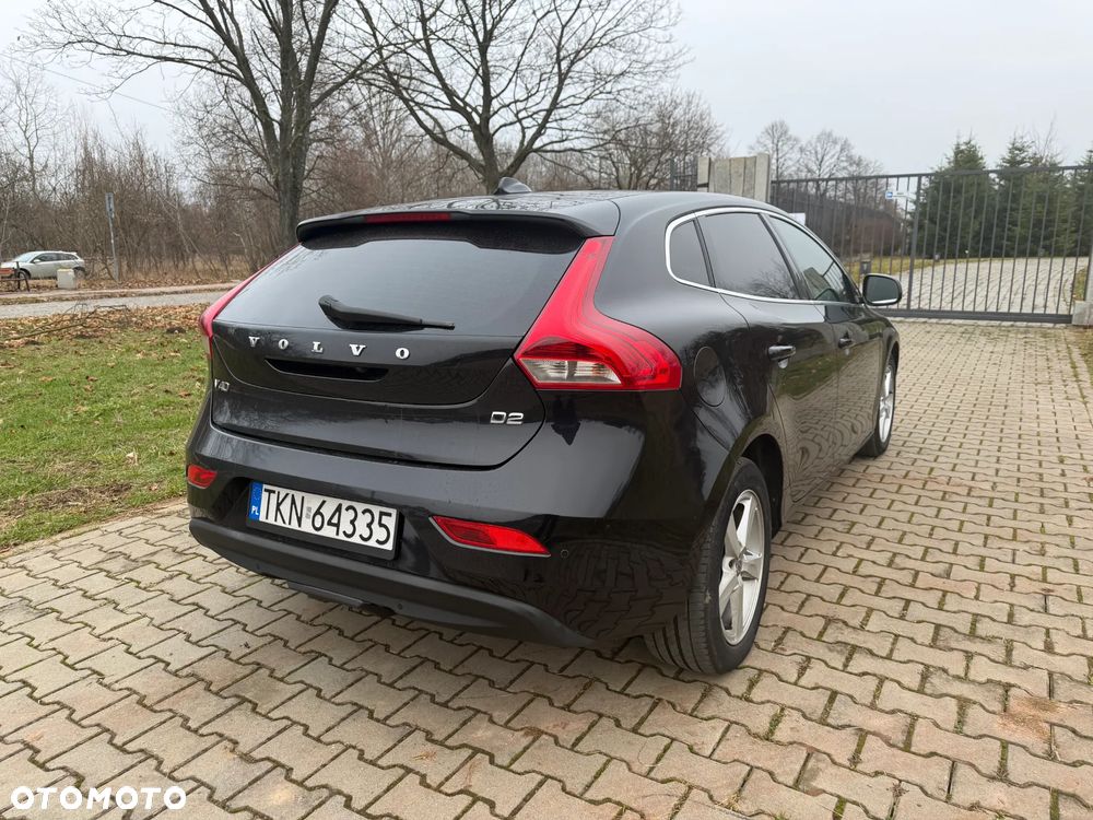 Volvo V40 D2 Momentum - 9