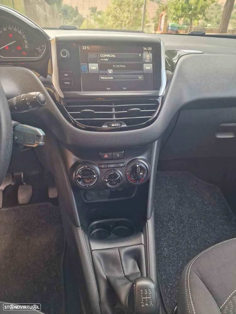 Peugeot 208 1.6 BlueHDi Active - 19