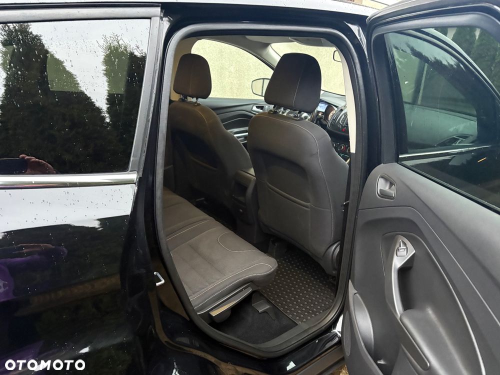 Ford Kuga 1.5 EcoBoost 2x4 Trend - 9