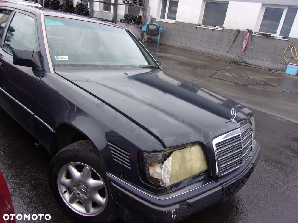 MASKA MERCEDES 124 E-KLASA LIFT - 2
