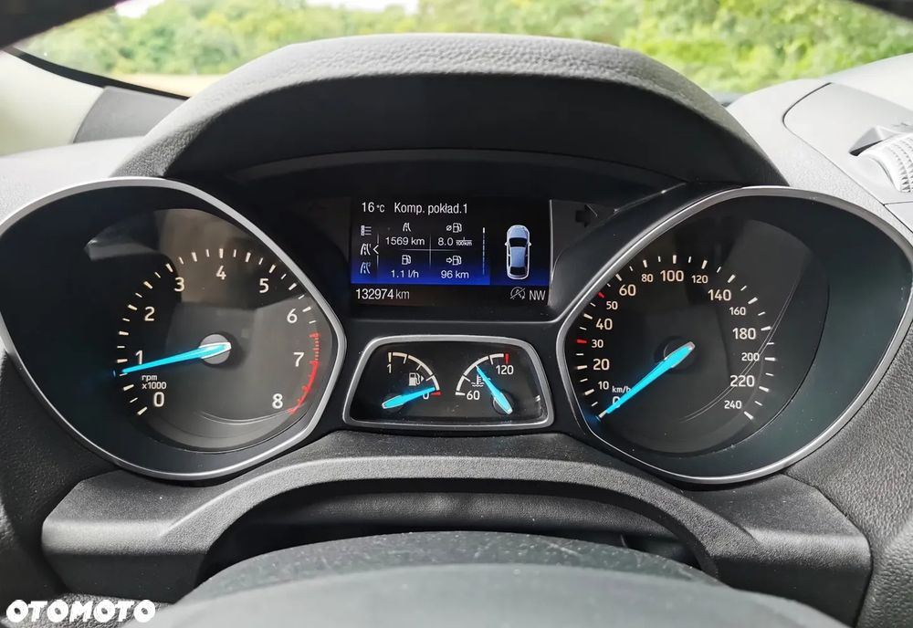 Ford Kuga 1.5 EcoBoost 2x4 Titanium - 14