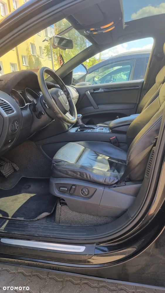 Audi Q7 - 12