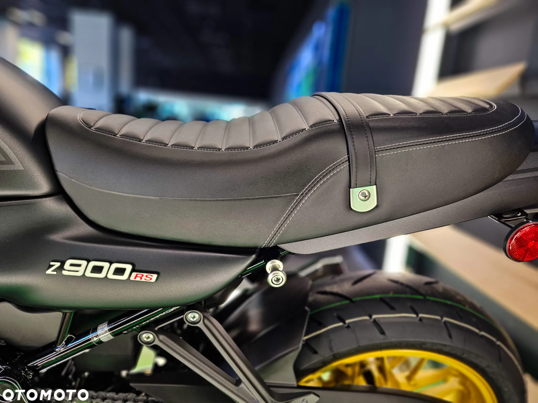 Kawasaki Z 900 RS - 6