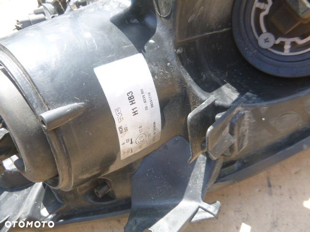 LAMPA PRAWY PRZÓD PRAWA PRZEDNIA HONDA CIVIC VII LIFT HB 5D 04-06 - 16
