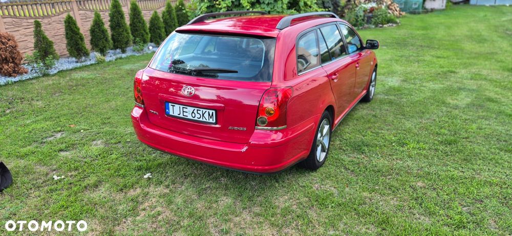 Toyota Avensis 1.6 VVT-i Luna - 4