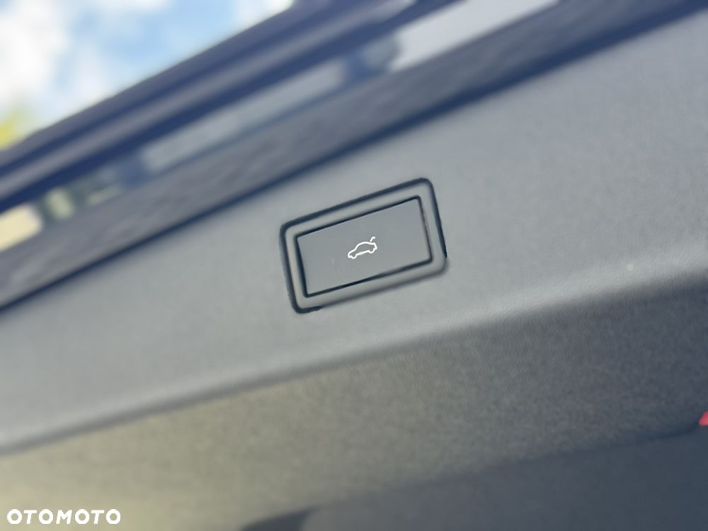 Volkswagen Tiguan 1.5 eTSI OPF DSG Life - 27