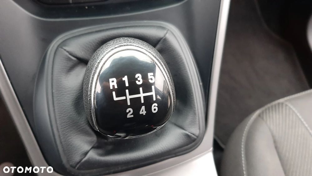 Ford Kuga - 15