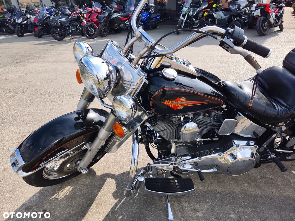 Harley-Davidson Softail Heritage Classic - 19