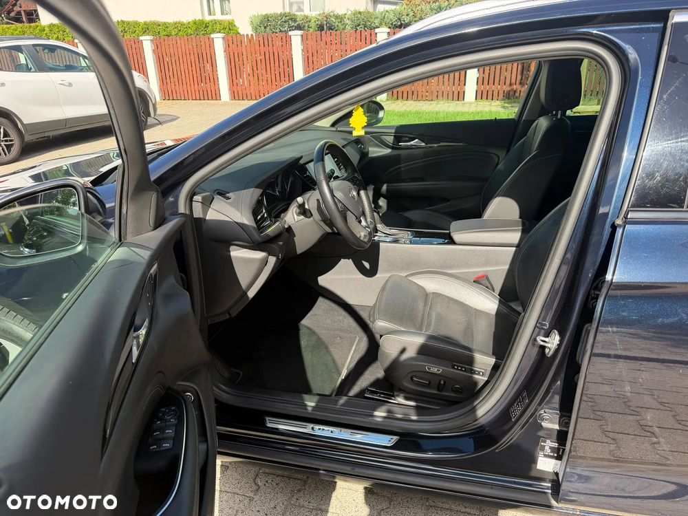 Opel Insignia 2.0 BiTurbo D 4x4 Automatik Ultimate Exclusive - 13