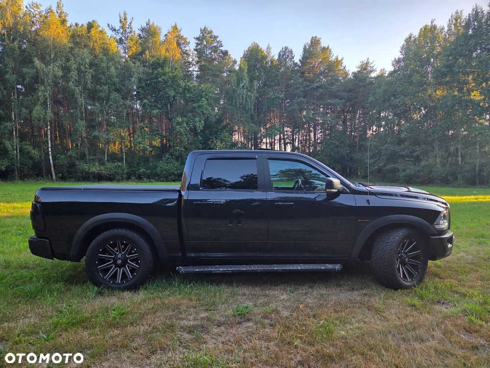 Dodge RAM 5.7 4x4 - 5
