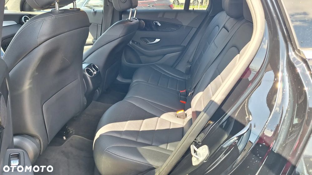 Mercedes-Benz GLC 220 d 4-Matic - 11