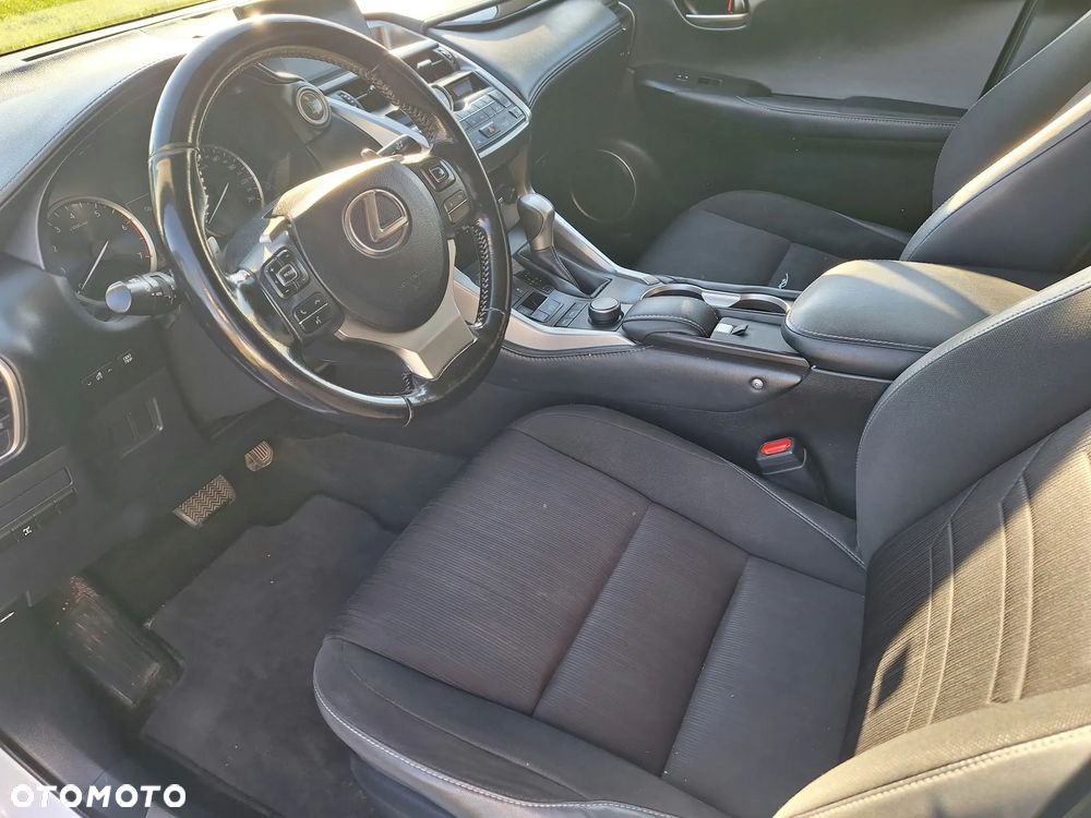 Lexus NX 200t Comfort AWD - 5