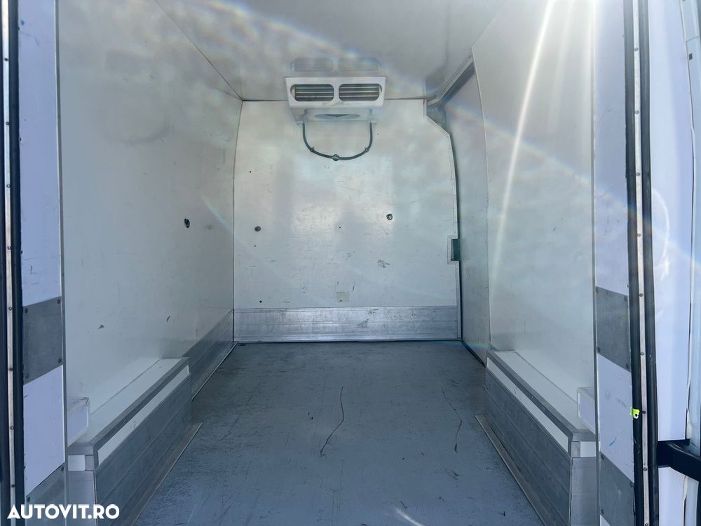 Renault Master 2.3 - 5