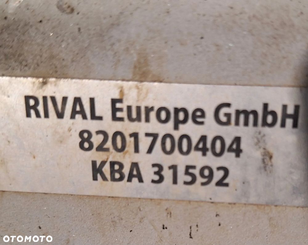 Płyta osłona silnika zderzaka DACIA DUSTER II 8201700404 - 3