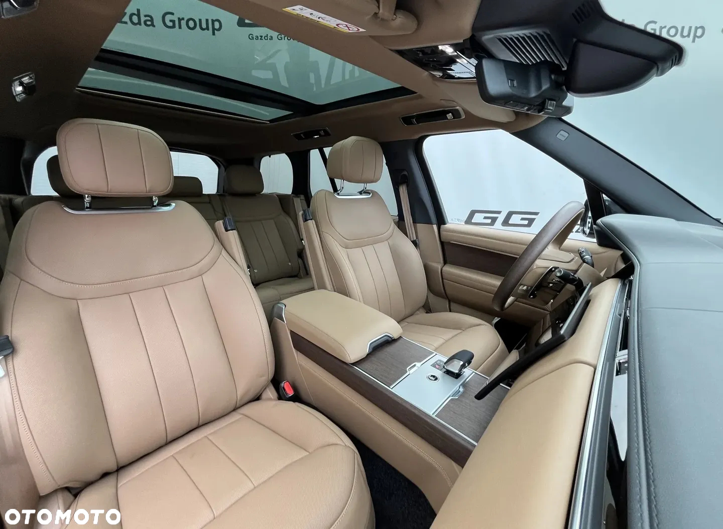 Land Rover Range Rover P550e Hybrid HSE - 7