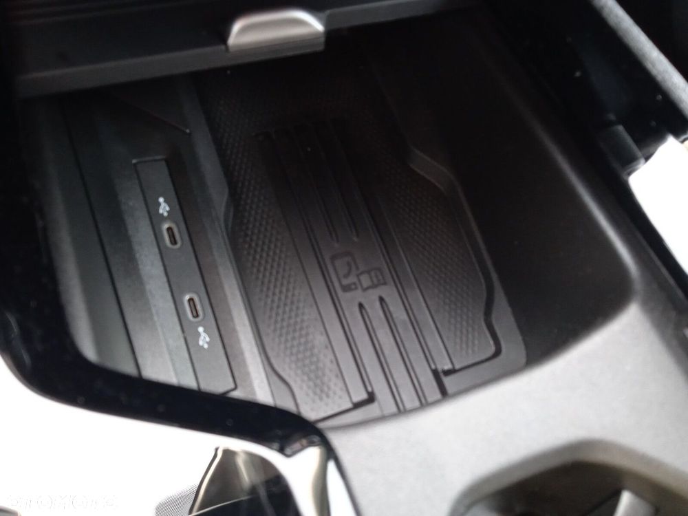 Skoda Superb 2.0 TDI SCR 4x4 Selection DSG - 29