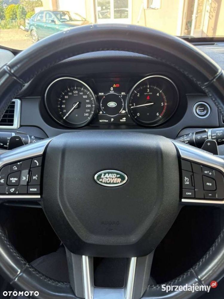 Land Rover Discovery Sport - 11