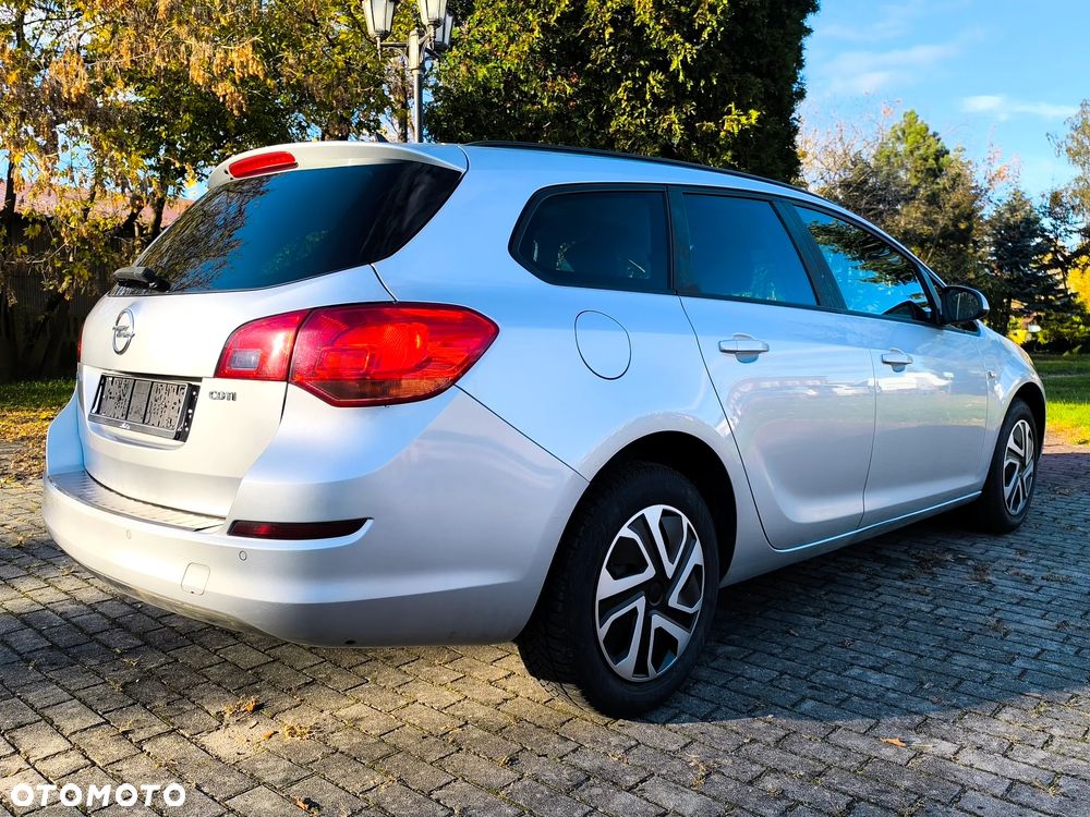 Opel Astra - 4