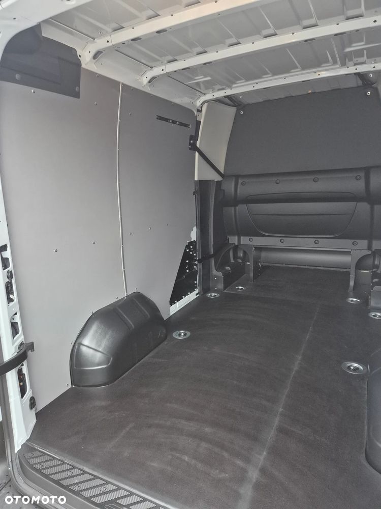 Renault Master BRYGADOWY 7 osobowy - 6