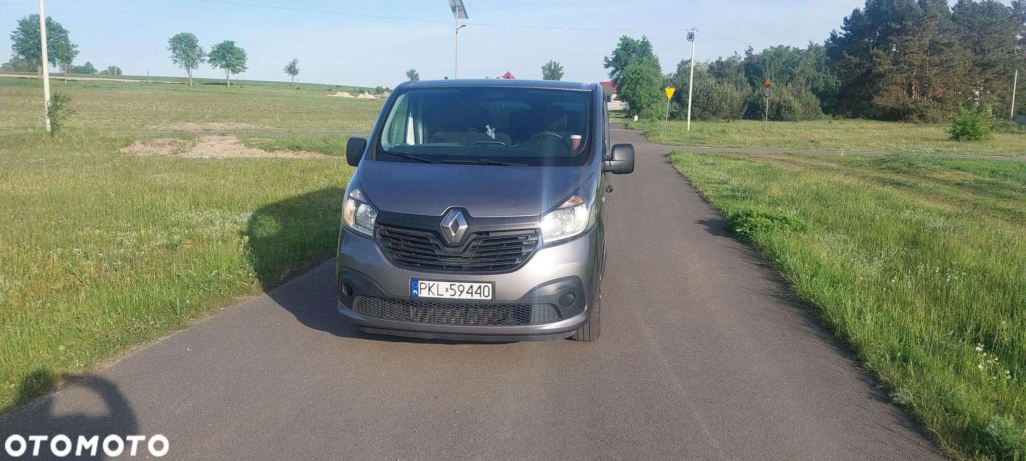 Renault Trafic - 1