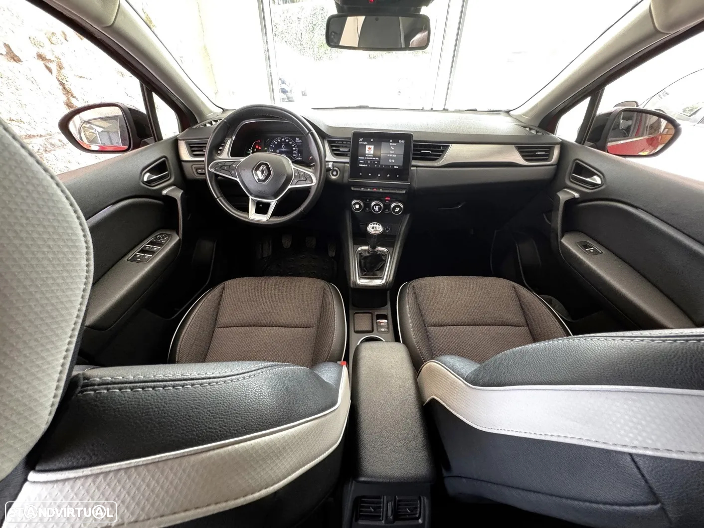 Renault Captur 1.0 TCe Exclusive - 32