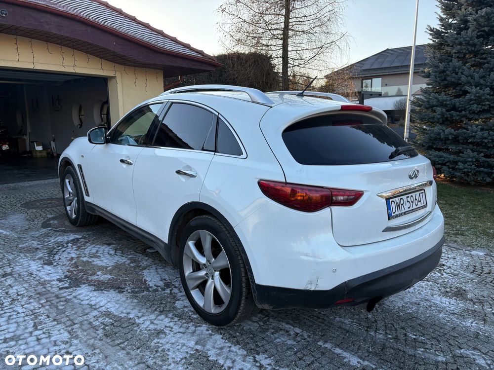 Infiniti FX FX30d GT Premium - 4
