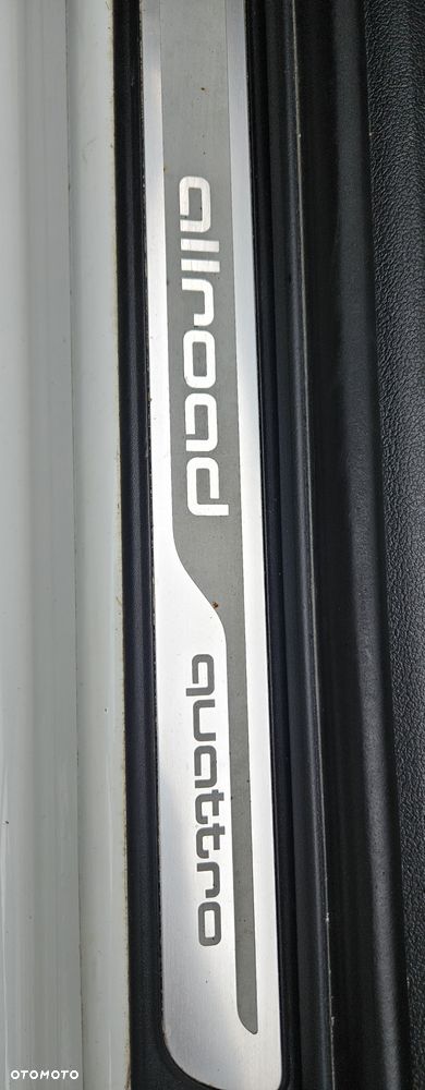 Audi A4 Allroad 2.0 TDI Quattro - 32