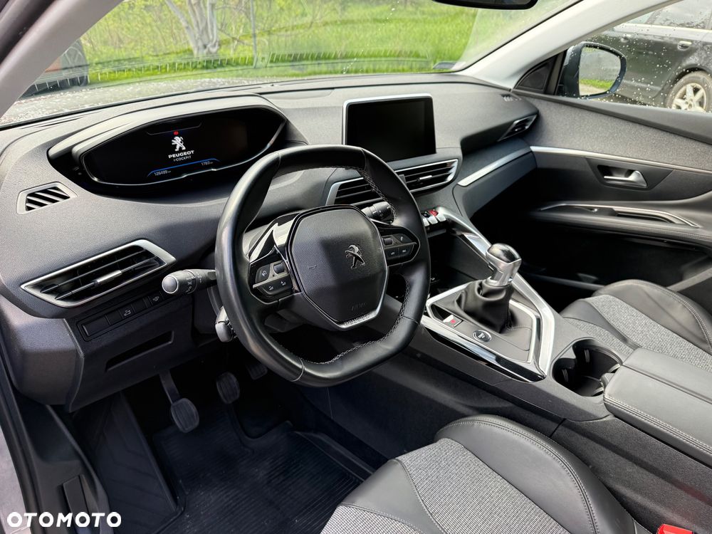 Peugeot 3008 1.6 BlueHDi Allure S&S - 10