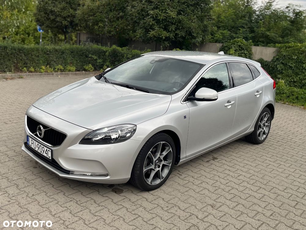 Volvo V40 D2 Drive-E Ocean Race - 17