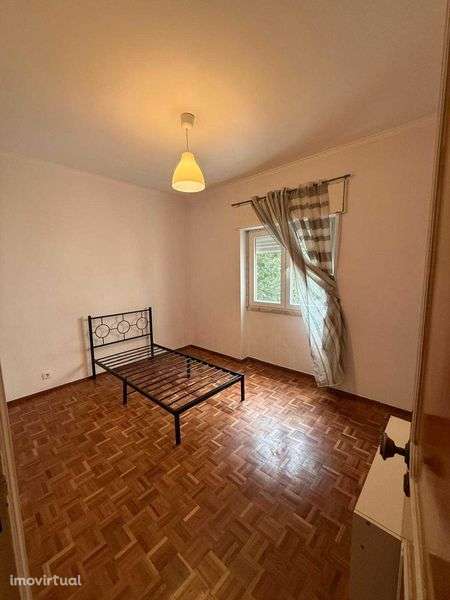 T1 Reboleira - Arrenda-se 1000 Eur/mês - Grande imagem: 2/12